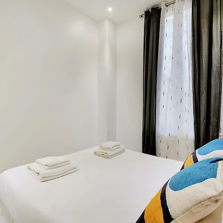 Familial Cosy A 3 Proche Marais Apartamento